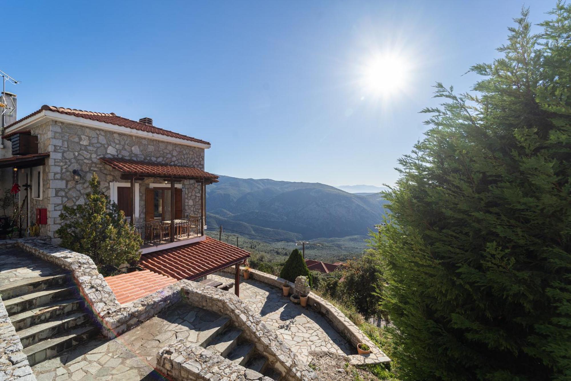 Rock Dandy Deluxe Chalet In Arachova - Delphi, Sauna, Prv Parking, Amazing View Экстерьер фото