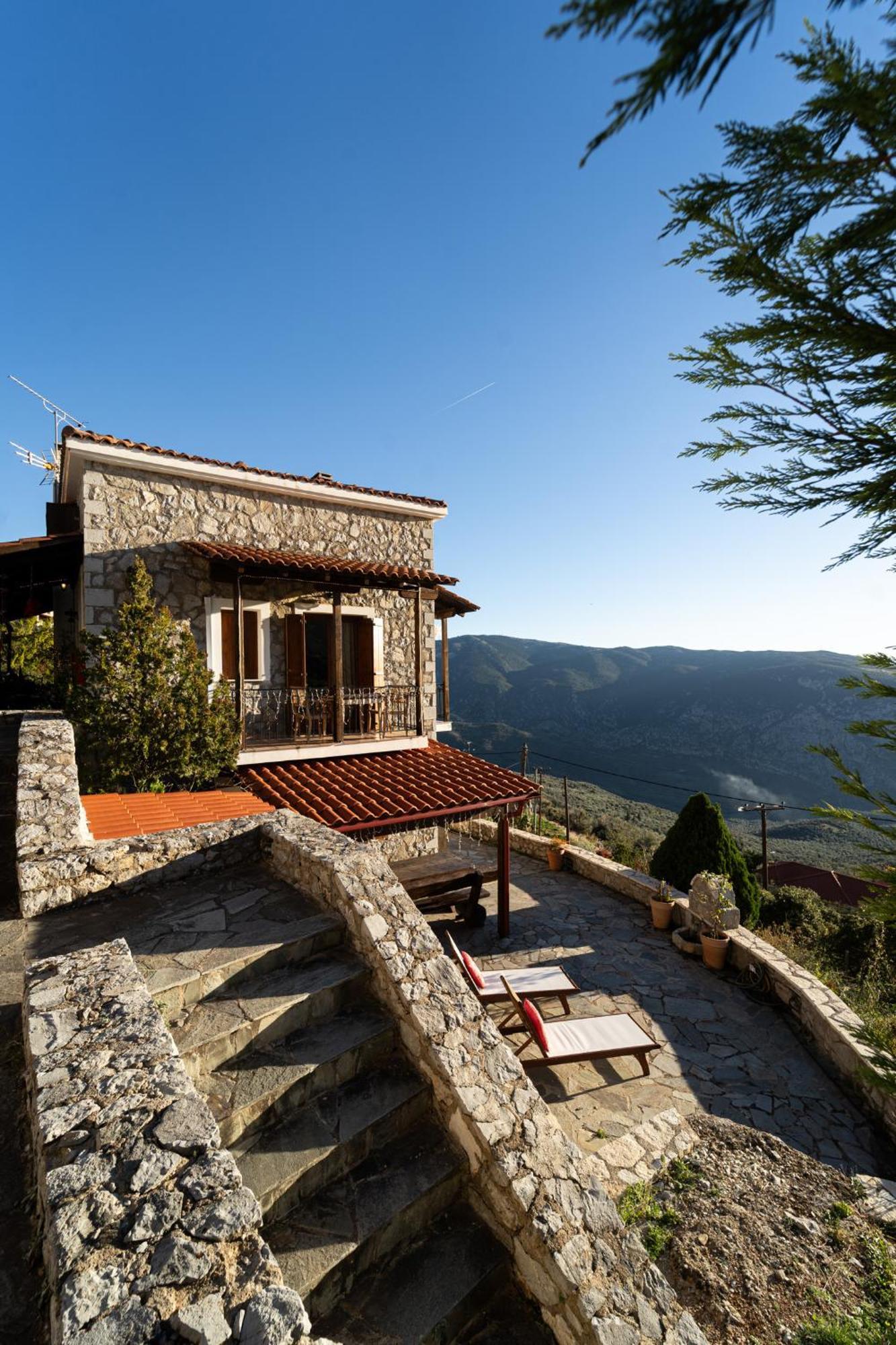 Rock Dandy Deluxe Chalet In Arachova - Delphi, Sauna, Prv Parking, Amazing View Экстерьер фото