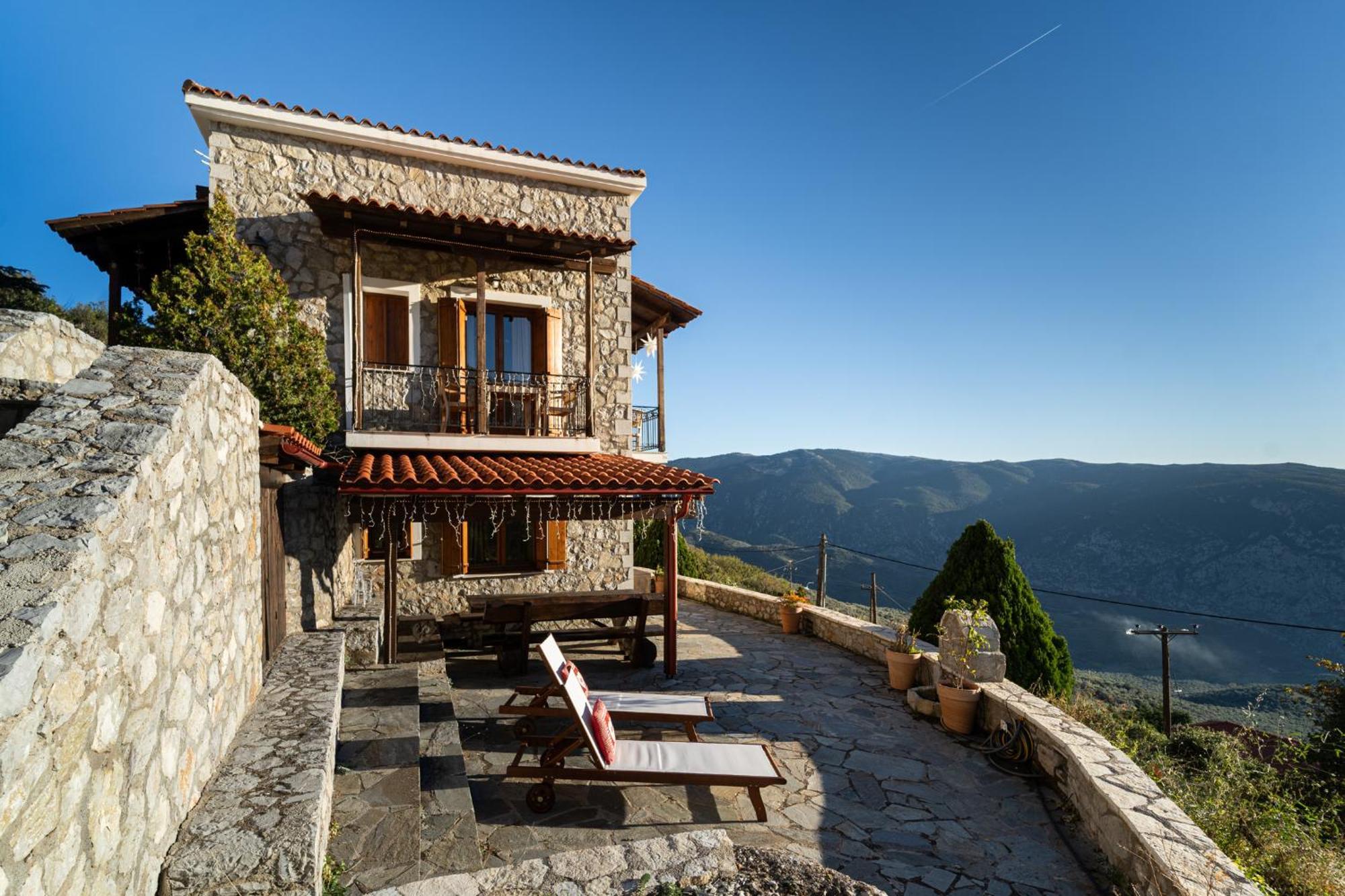 Rock Dandy Deluxe Chalet In Arachova - Delphi, Sauna, Prv Parking, Amazing View Экстерьер фото