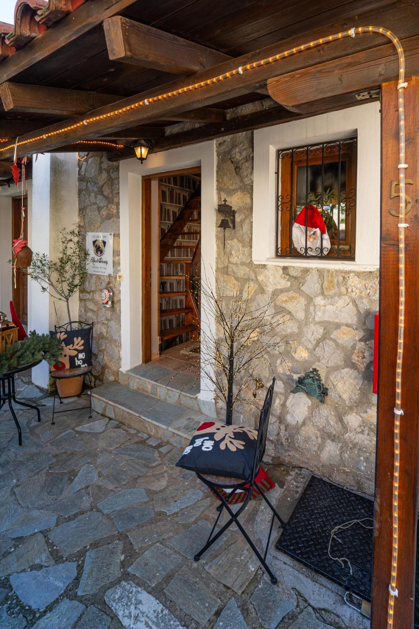 Rock Dandy Deluxe Chalet In Arachova - Delphi, Sauna, Prv Parking, Amazing View Экстерьер фото