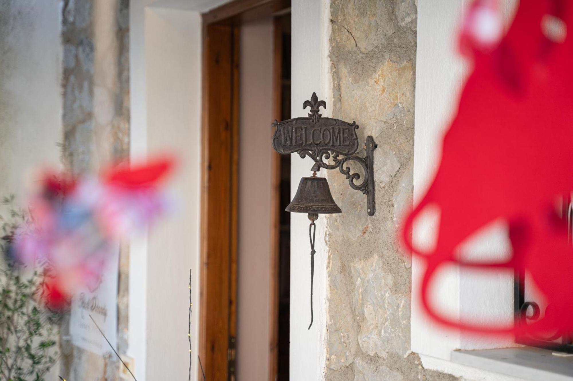 Rock Dandy Deluxe Chalet In Arachova - Delphi, Sauna, Prv Parking, Amazing View Экстерьер фото